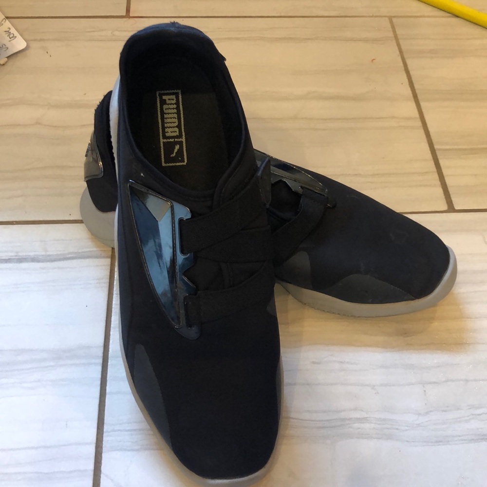 Men’s puma tennis shoes